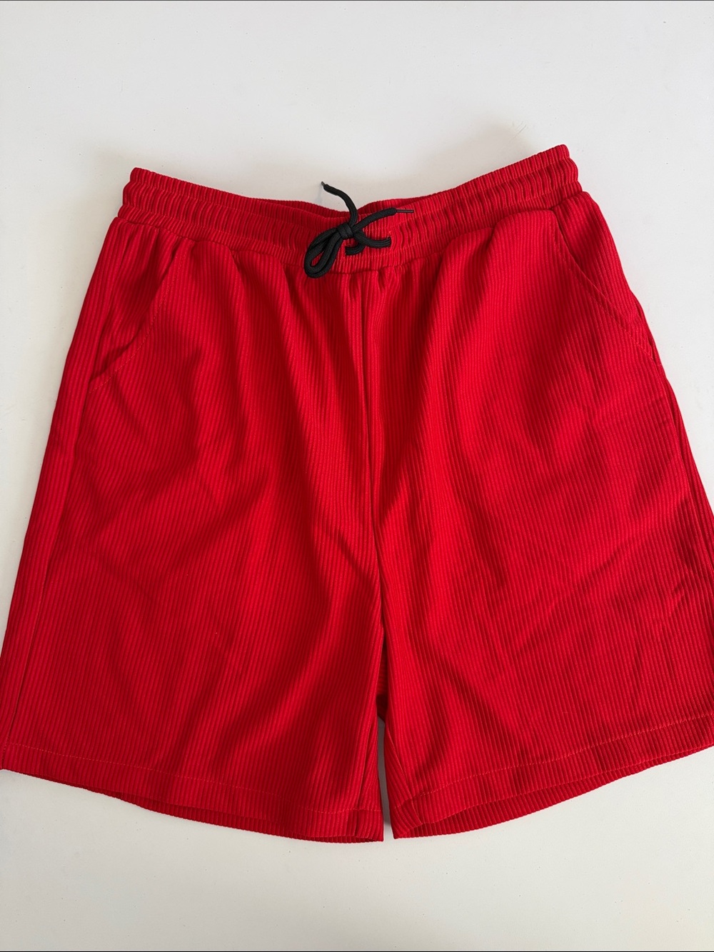 Source Unknown Red Athletic Drawstring Men’s Shorts